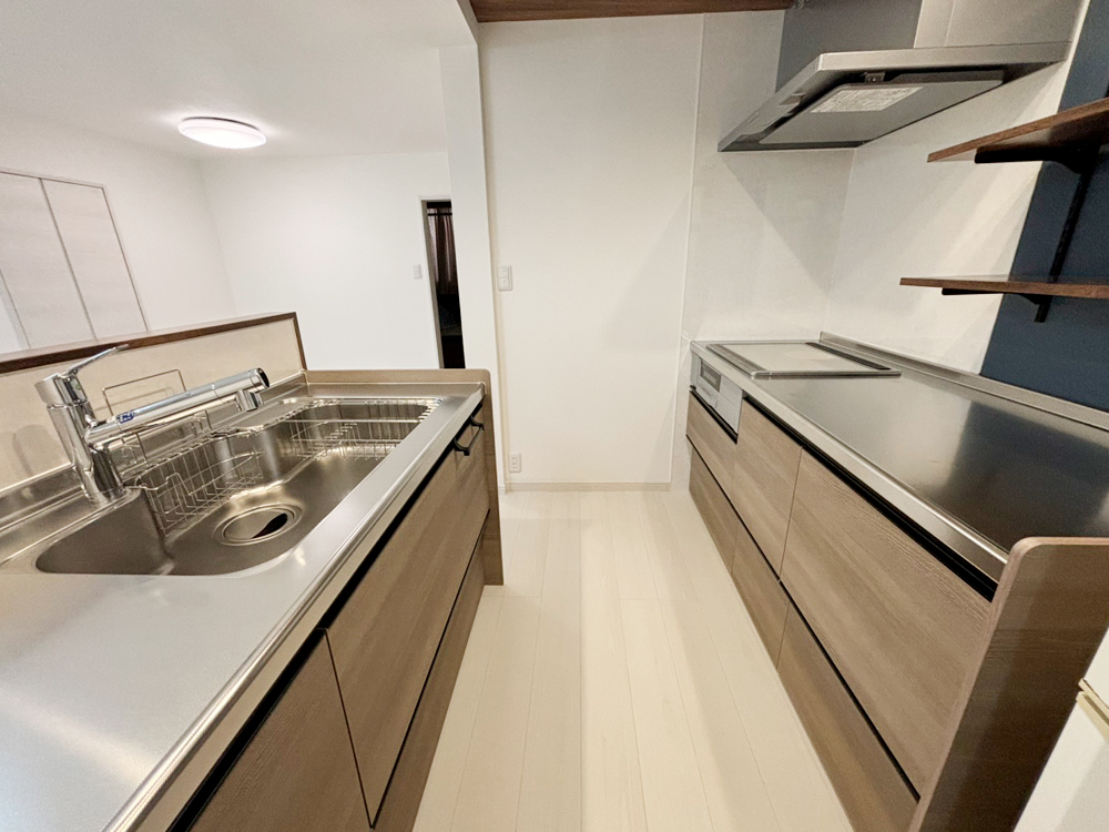 小スペースでも実現、あこがれの対面キッチン　After