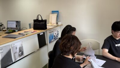 ホームページの更新をレクチャーしてもらいました